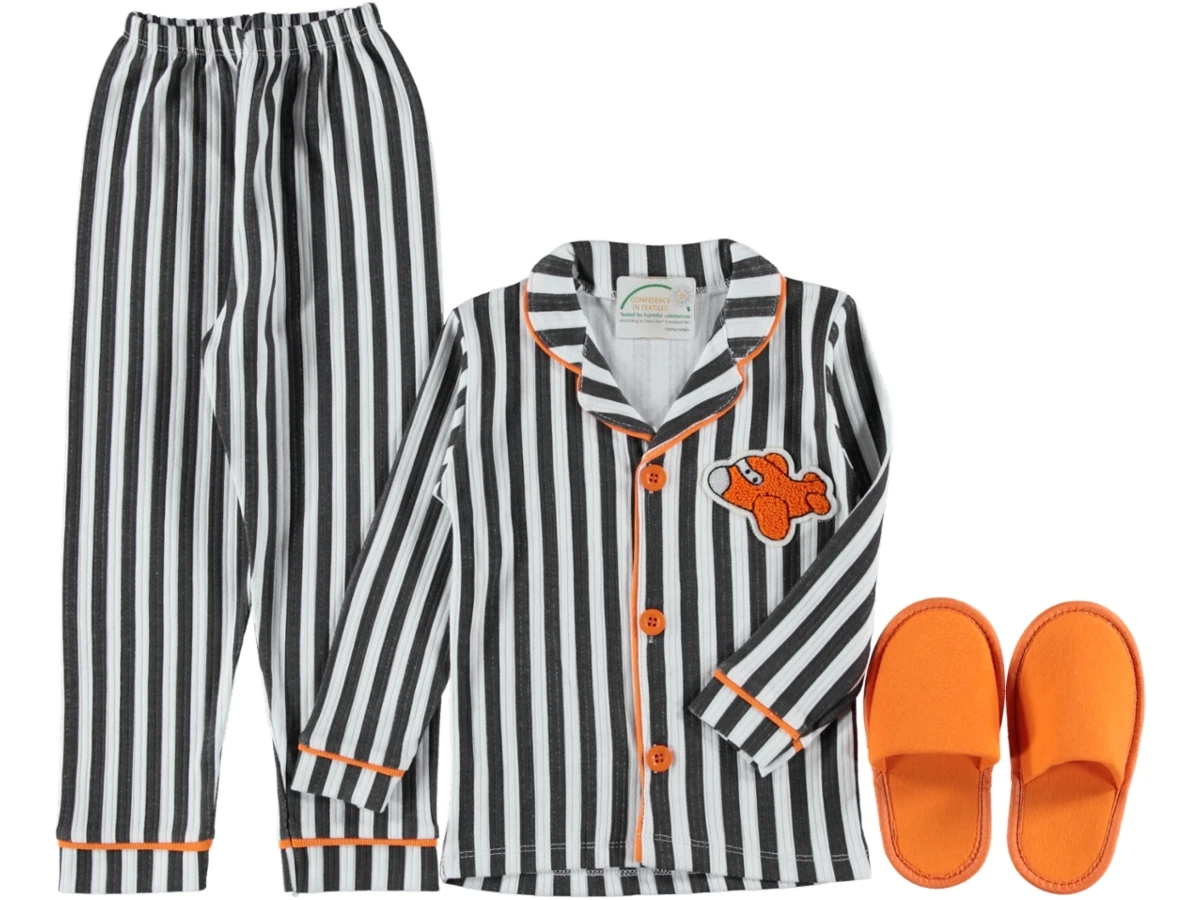 3'lı Uçak Süzene Nakışlı Yakalı Terlikli Pijama Takım 464841